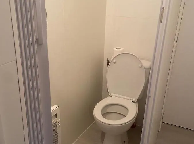 Maison Proche Centre-ville 度假居 *