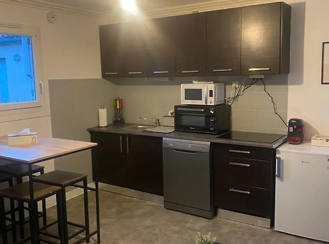 Maison Proche Centre-ville 度假居 绍莱